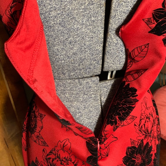 Almost Famous red floral dress - Picture 11 of 12